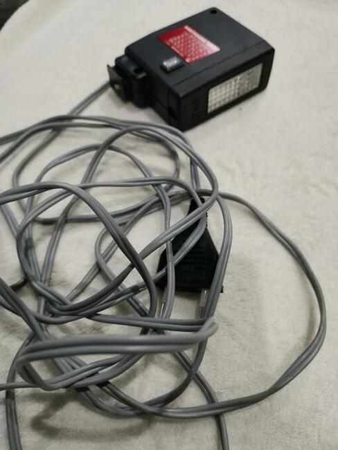 Lampa błyskowa Elektronika FZ-27