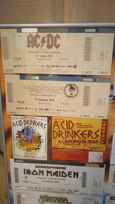 Kolekcja archiwalnych wejściówek na koncerty