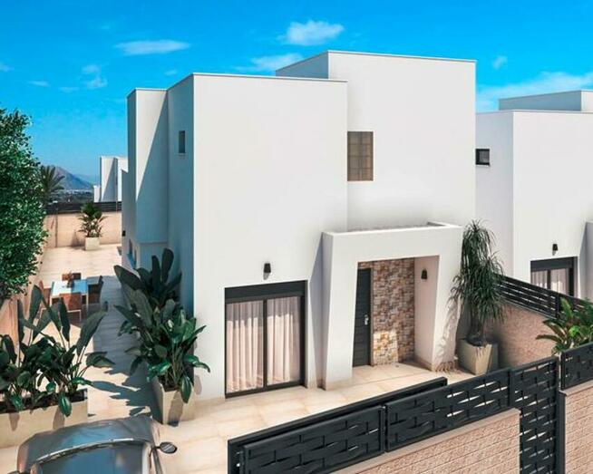 nowy Dom w Hiszpanii z 10 letnią gwarancją od dewelopera