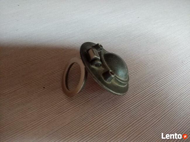 Sprzedam mosiężny uchwyt meblowy wpuszczany.