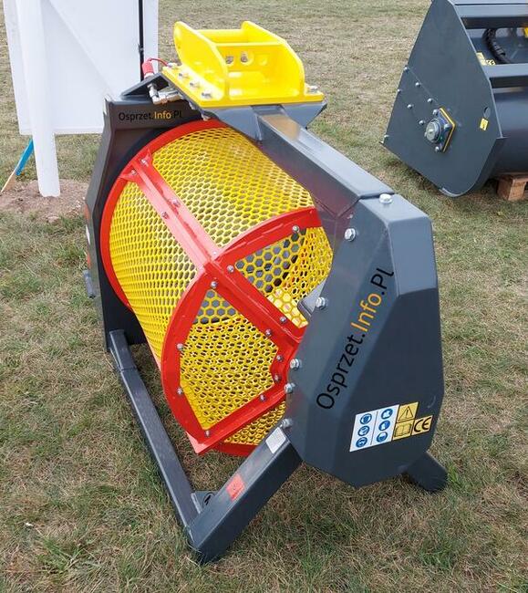 Łyżka przesiewająca do ziemi , gruzu - przesiewacz bębnowy