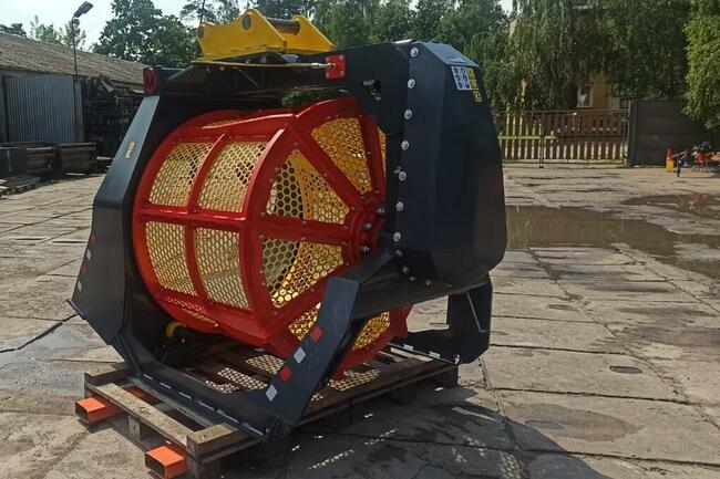 Łyżka przesiewająca do ziemi, gruzu - przesiewacz MAX 1000L