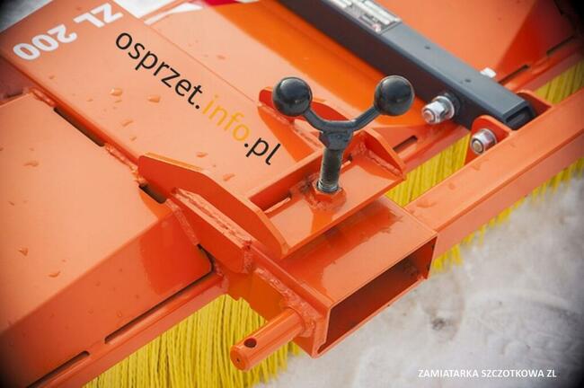 Zamiatarka szczotkowa ZL - szerokość 150-300cm