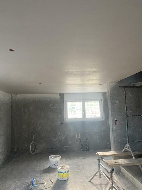 Gładzie natryskowe, tynki maszynowe, budowa domów , regipsy,