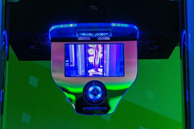 Solarium Kabina stojąca INDJO SMART TYLKO 4,9kW NOWE