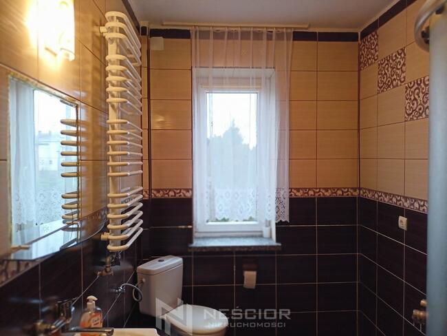 Malowniczy dom na wsi z dużą działką wśród zieleni