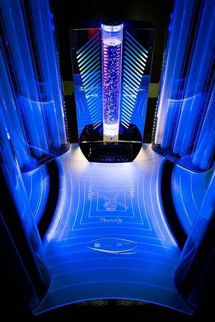 Solarium Kabina stojąca INDJO SMART TYLKO 4,9kW NOWE