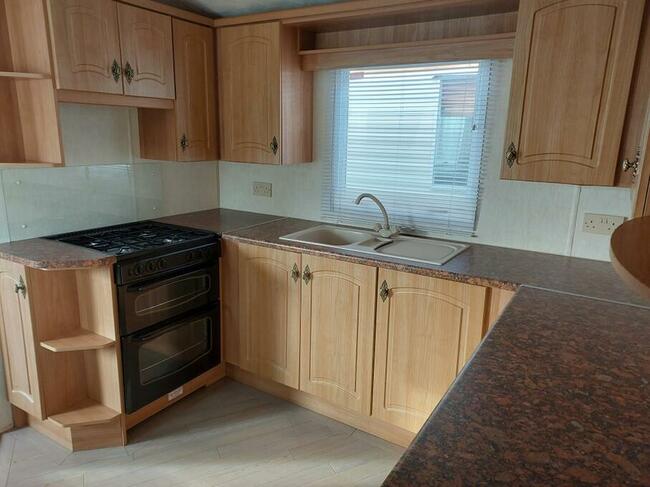 Domek holenderski angielski WILLERBY SALISBURY T1406 Camplas