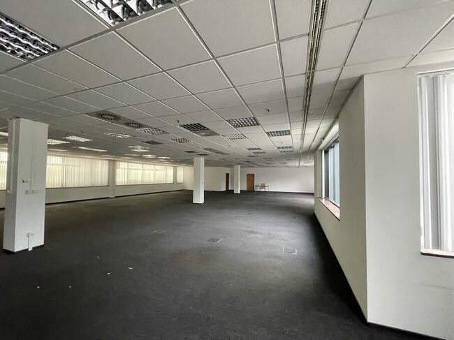 Budynek biurowy od Syndyka - Rząska, k. Krakowa