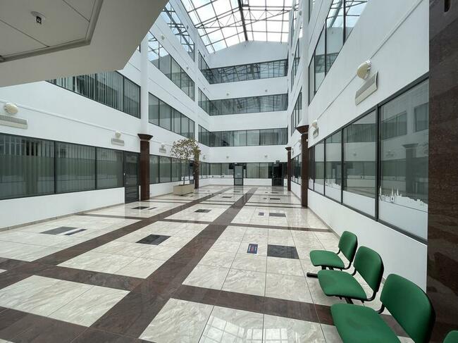 Budynek biurowy od Syndyka - Rząska, k. Krakowa