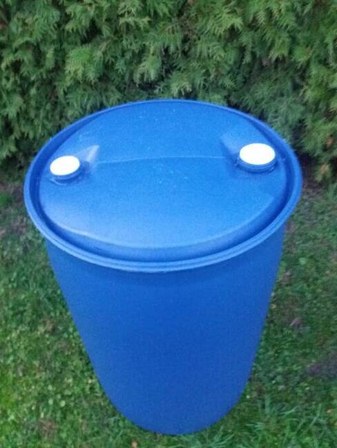 Sprzedam beczki 200 l