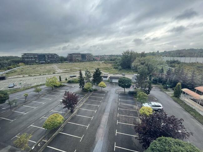 Budynek biurowy od Syndyka - Rząska, k. Krakowa