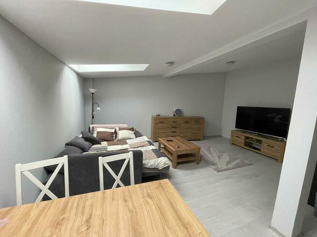 ŚWIETNE duże miszkanie 1 pokojowe w centrum PYSKOWIC