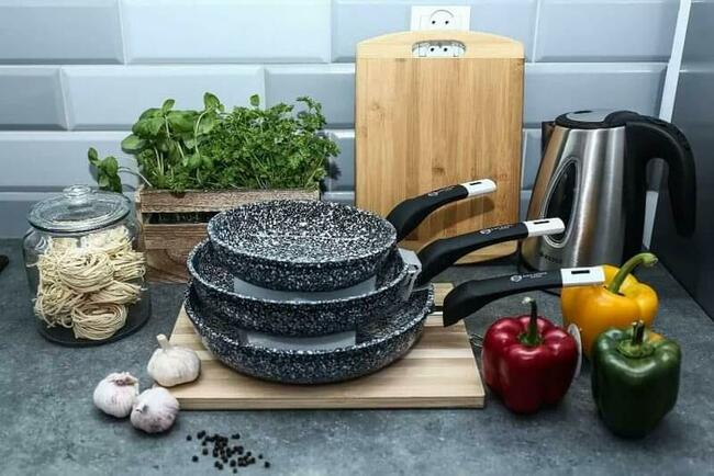 Zestaw 3 Patelni marmurkowo-ceramicznych!!