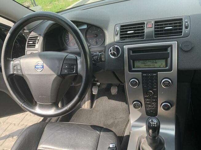 Volvo V50 2.0D MOMENTUM, Sapphire black