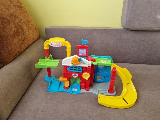 Zabawka straż pożarna miasteczko plus samochody