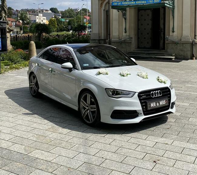 Samochód auto do ślubu / Duży wybór dekoracji / Odwóz gości