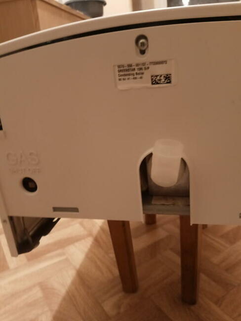 PRZEPŁYWOWY OGRZEWACZ WODY