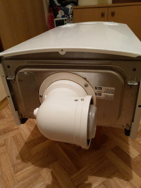 PRZEPŁYWOWY OGRZEWACZ WODY