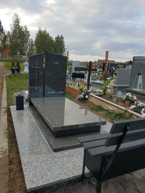 Nowoczesny nagrobek, bohus grey / impala z posadzką nr.1850