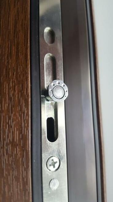 Montaż Okien, Drzwi i Rolet ( Także Serwis)