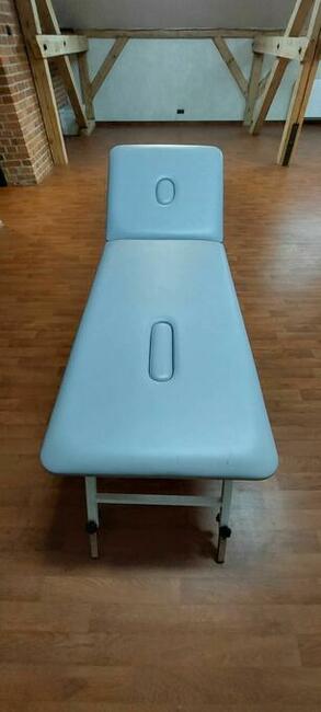 Stół do wykonywania masażu, ćwiczeń, zabiegów 195x70cm.