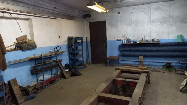 Sprzedam działki z budynkiem garażowo-warsztatowym