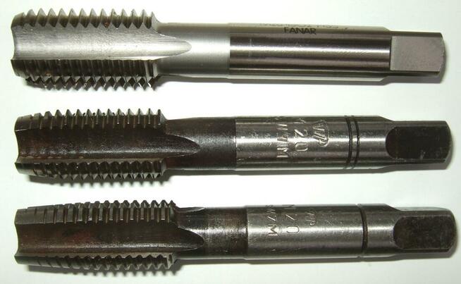 GWINTOWNIK M22 M22x2,5 M 22 HSS FWP VIS FANAR KOMP CIECHANÓW