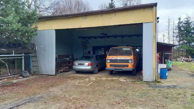 Sprzedam działki z budynkiem garażowo-warsztatowym