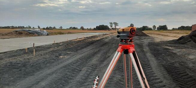 Geodeta, usługi geodezyjne