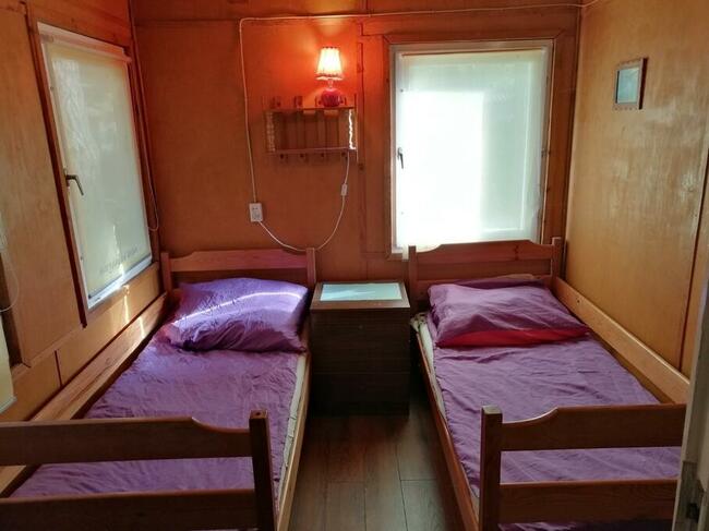 Domek Malinka nad jeziorem Sasek Wielki nocleg mazury