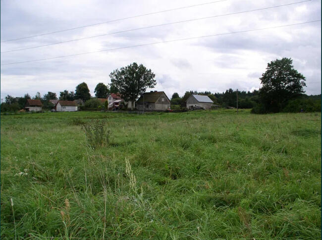 Ładna działka blisko jeziora