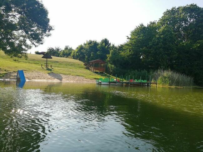 domki nad jeziorem SKULSK