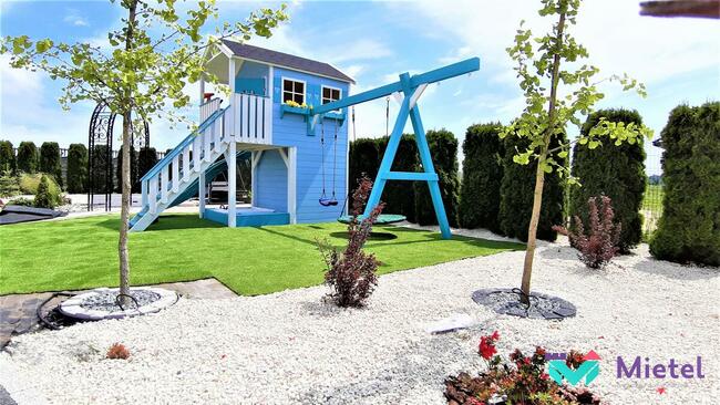 Plac zabaw z garażem i piaskownicą, domek, pełny zestaw