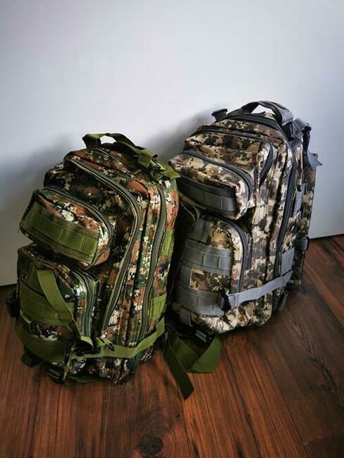 Nowe plecaki moro wędkarskie turystyczne 2 kolory 28L 1,1kg