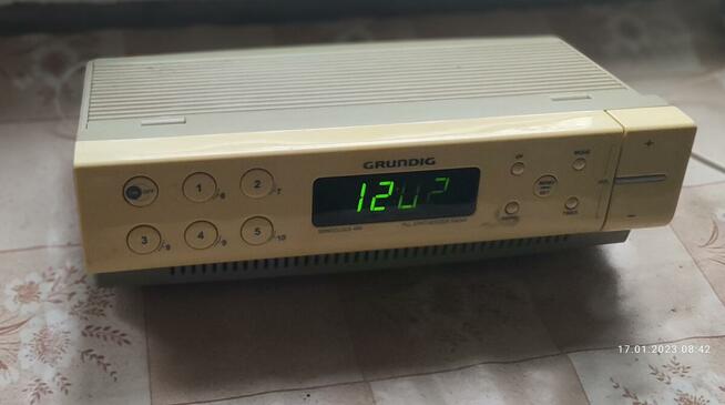 WYPRZEDAMY Elektroniczne sprzęty i różne inne niedrogo...