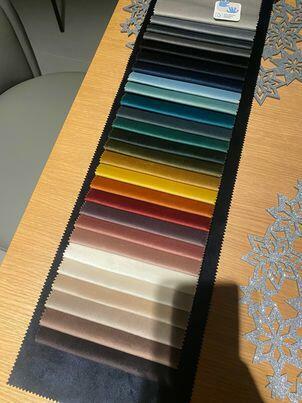 firma tapicerska zaczyna produkcje krzeselke krzesel