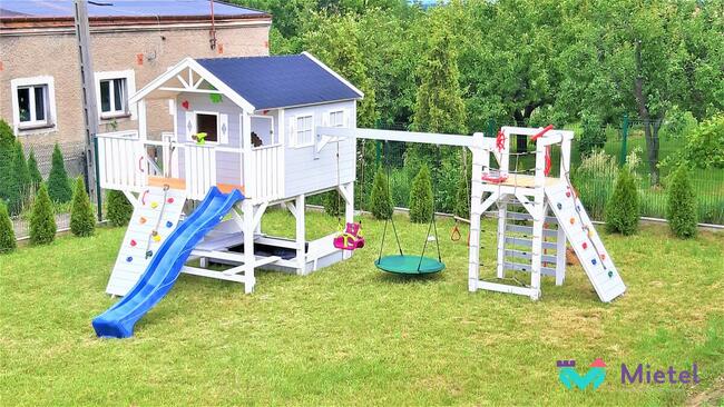 Bogato wyposażony wyjątkowy drewniany domek plac zabaw dla d