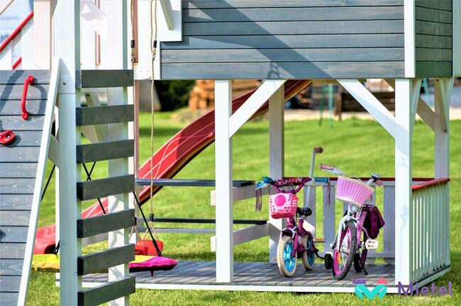 Wyjątkowy domek drewniany pełny zestaw plac zabaw