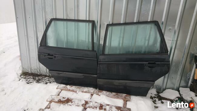 ^ VW Passat B3 Maska Pokrywa Silnika BezKorozjiCzarnyMetalik