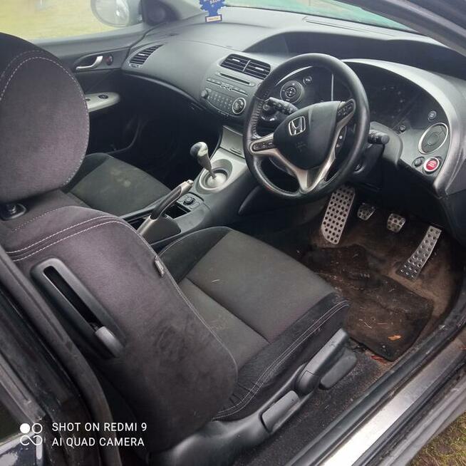 Honda Civic VIII UFO Type S 1.8