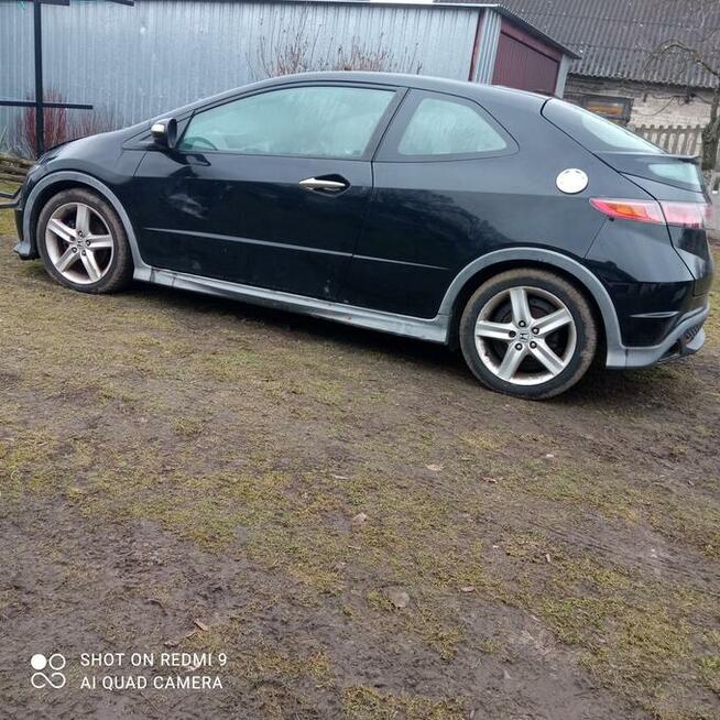 Honda Civic VIII UFO Type S 1.8