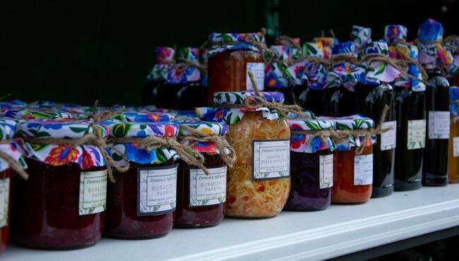 DOMOWE PRZETWORY - SOK Z MALIN, SOK Z ARONII, SYROP Z PIGWY