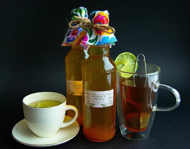 DOMOWE PRZETWORY - SOK Z MALIN, SOK Z ARONII, SYROP Z PIGWY