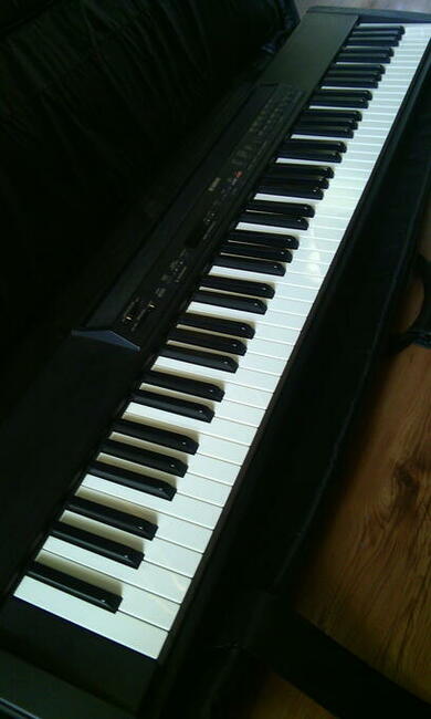 Fortepian Yamaha P-80 Stage piano