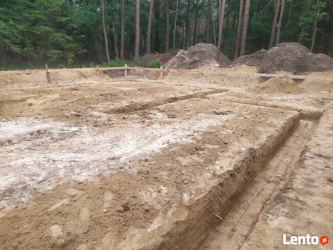 Roboty ziemne, transport, wywrotka.