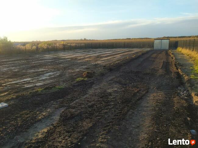 Roboty ziemne, transport, wywrotka.