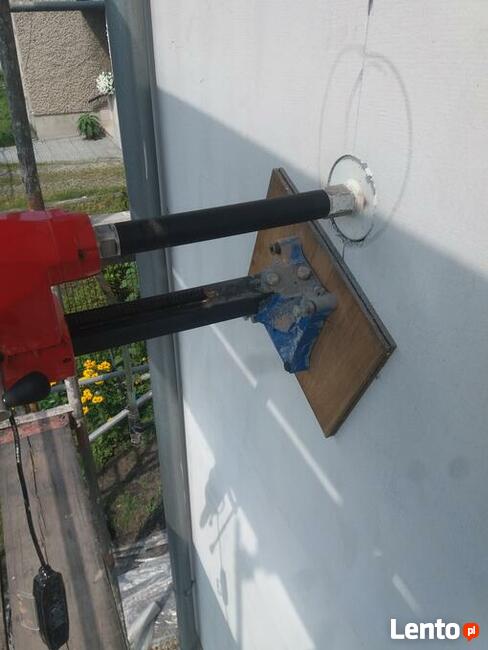 Wiercenie Otworów Metodą Diamentowom