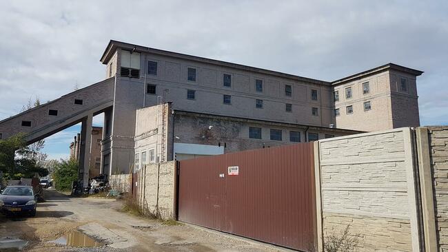 syndyk sprzeda halę przemysłową w Częstochowie