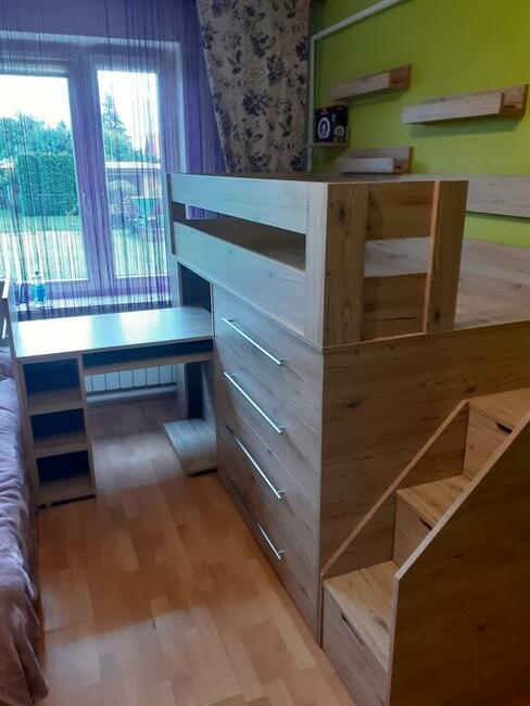 Łóżka na antresoli